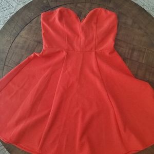 strapless dress